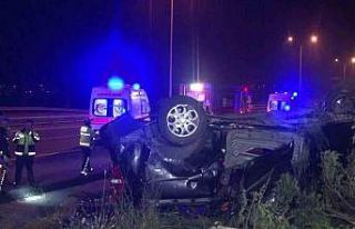 Çatalca’da kontrolden çıkan araç takla attı:...