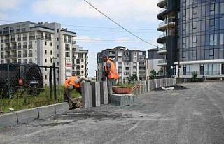 Çayırova’nın kaldırımları yenileniyor