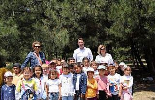 Çevre Günü’nde öğrenciler 50 bin tohum ekti