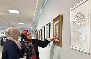 Çiçeği burnunda sanatçılardan karma sergi