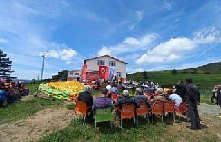 Çiftçilere 28 ton katı organik gübre dağıtıldı