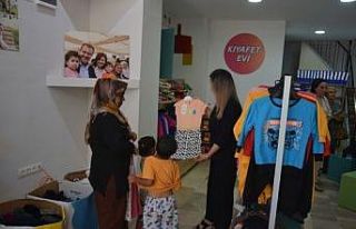 Çocukların bayramlıkları Mersin Büyükşehir...