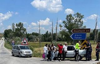 Çorum’da 3 araç birbirine girdi: 1 yaralı