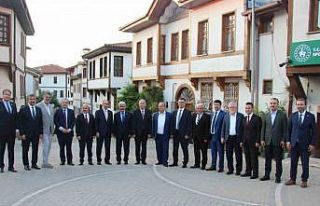 Cumhurbaşkanı Başdanışmanı Prof. Dr. Sadettin...