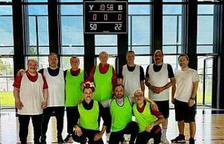 Cumhurbaşkanı Erdoğan, ekibiyle basketbol maçı...