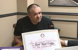 Cumhurbaşkanı Erdoğan’ın mazbatalarındaki imzanın...