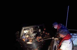 Datça’da 34 göçmen kurtarıldı, 17 göçmen...