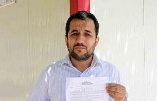 Depremde evi yıkılan öğretmen, dolandırıcılara...