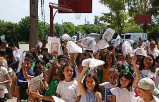 Depremin vurduğu Hatay’da karne mutluluğu