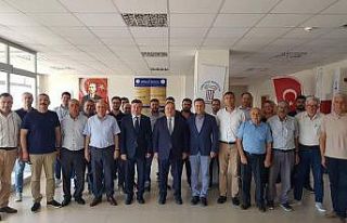 DEÜ’nün gıda laboratuvarı sektöre ışık tutuyor