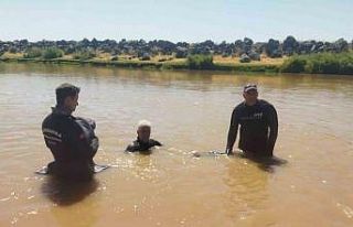 Dicle Nehri’nde kaybolan yabancı uyruklu gencin...