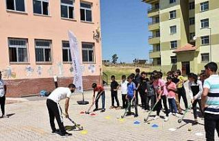 Diyarbakır Büyükşehir Belediyesi 10 bin öğrenciyi...