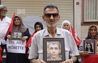 Diyarbakır’da 359’uncu aile oturma eylemine katıldı