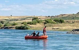 Diyarbakır’da suda kaybolan gencin cansız bedenine...