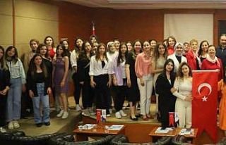 “Diyetisyen Buluşması ve Geleceğin Diyetisyenine...