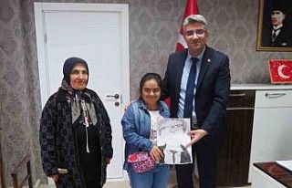 Down sendromu Kısmet Pala karakalem çalışmasını...