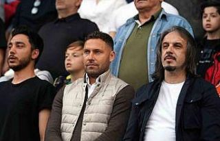 Dusko Tosic, maçı tribünden takip etti