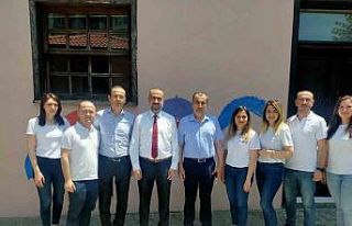 Duvarlar, ’bağımlılıkla mücadele’ için boyandı