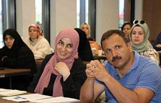 Ebeveynler okula başladı