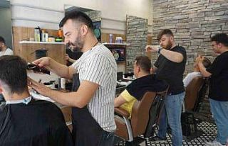 Edirneli kuaför ve berberlerden ’randevu alın’...