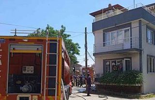 Edremit’te elektrik kontağından çıkan yangın...