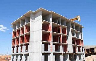 Elazığ’da depremzedeler için yapılan TOKİ konutunun...