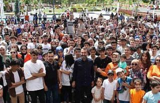 Elazığ’da sınava girecek öğrencilere moral...