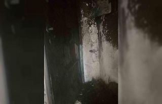 Elektrik panosundan çıkan yangını itfaiye ekipleri...