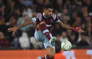 Emerson Palmieri’den tarihi başarı