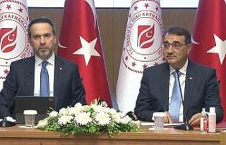 Enerji ve Tabii Kaynaklar Bakanlığında devir teslim...