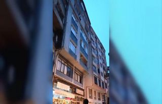 Epilepsi nöbeti balkonda çamaşır asarken yakaladı