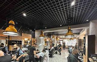 Erzincanlı berberlerin yoğun bayram mesaisi başladı