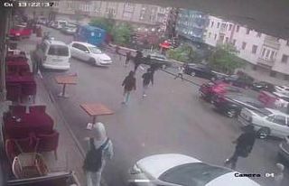 Erzurum’da bıçaklı kavga güvenlik kameralarına...