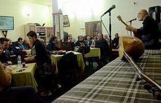 Erzurum’un içli türkülerini araştırdı