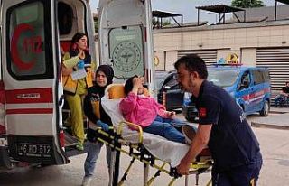 Eşini bıçaklayan şahıs, kızının karne töreninde...