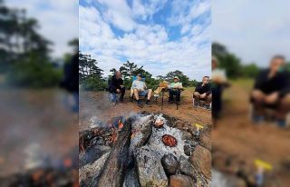 Eski vali Çalışıcı doğa yürüyüşüne katıldı