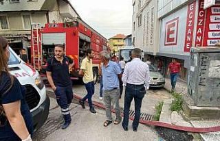 Evini ateşe verdi, ekipler seferber oldu