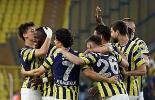 Fenerbahçe deplasman serisini derbide sürdürmek...