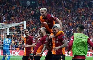 Galatasaray bu sezon iki Fenerbahçe derbisini de...