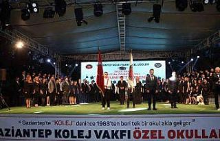 Gaziantep Kolej Vakfı’nda mezuniyet heyecanı