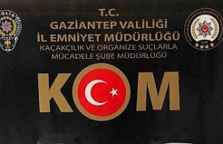 Gaziantep’te 82 kilo kaçak nargile tütünü ele...
