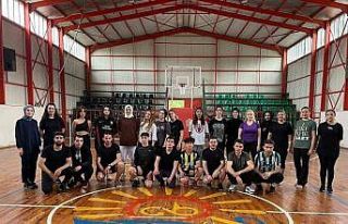 Geleceğin polisleri Gölcük’te yetişiyor