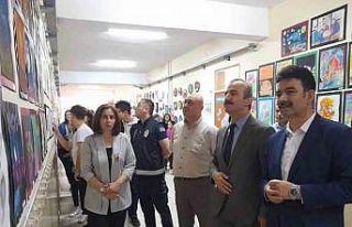 Gemiciler Ortaokulu görsel sanatlar sergisi gerçekleşti