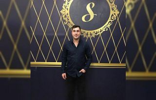 Genç adam elektrik akımına kapılarak hayatını...