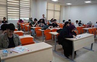 Gençler YKS Provasında ter döktü