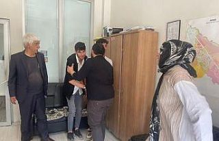 Gençlerden örnek davranış: Buldukları bir çanta...