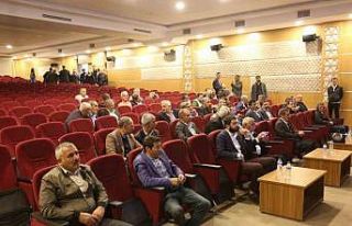 Genç’te vatandaşlara kene ile mücadele eğitimi...