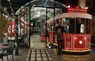 Geri dönüşüm malzemeleriyle oluşturulan işletmeye...