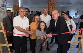 Geri dönüşümden sanat sokağı