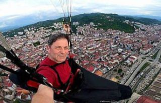 Giresun Kalesi’nden yamaç paraşütü ile atlayış...